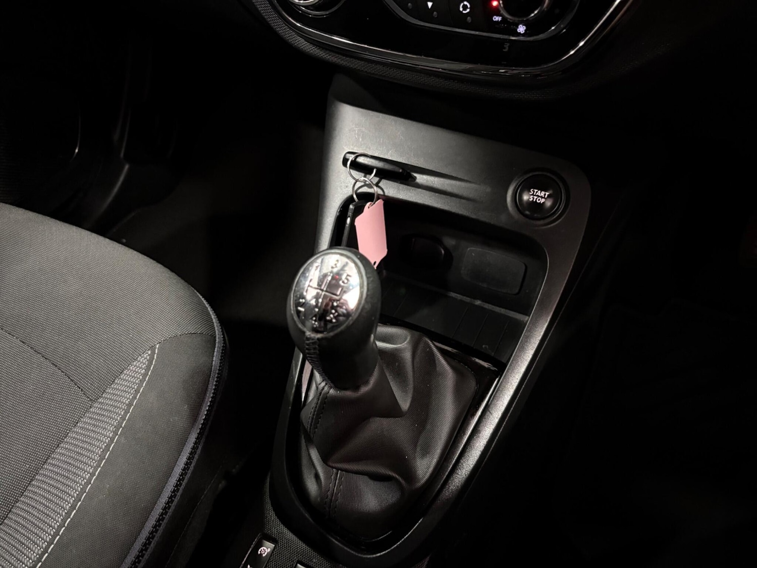 Used Renault Captur 2014 for sale - 77624940: Photo 26