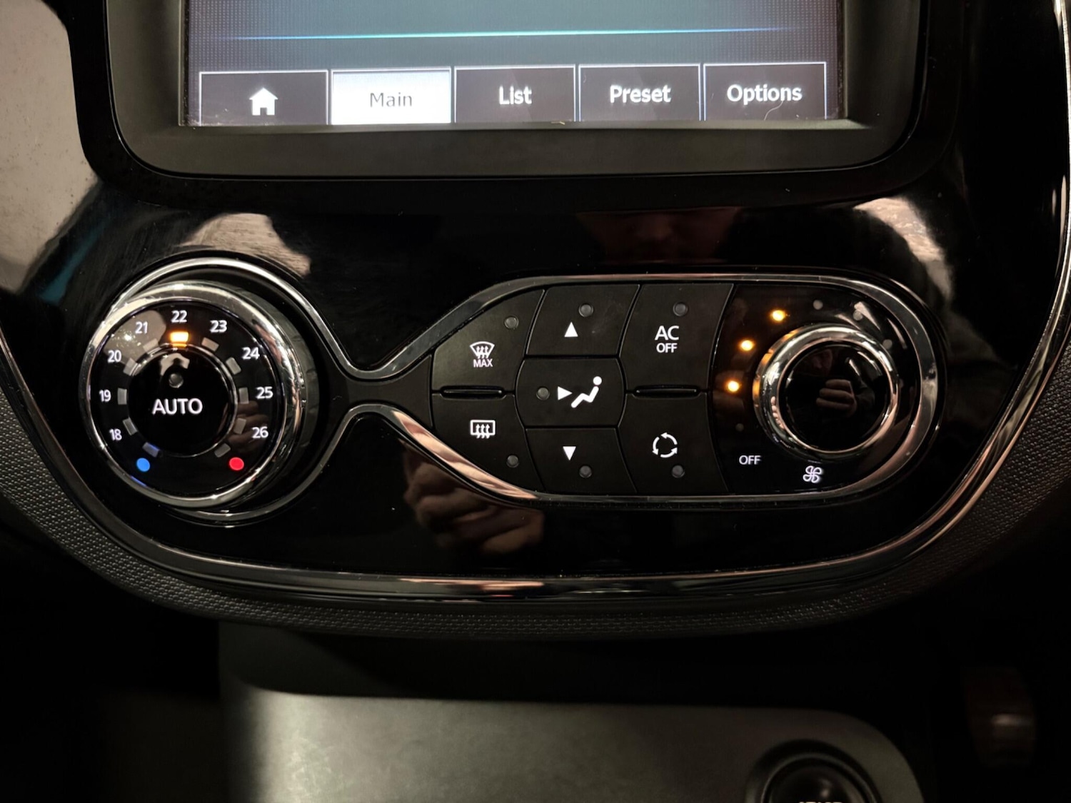 Used Renault Captur 2014 for sale - 77624940: Photo 27