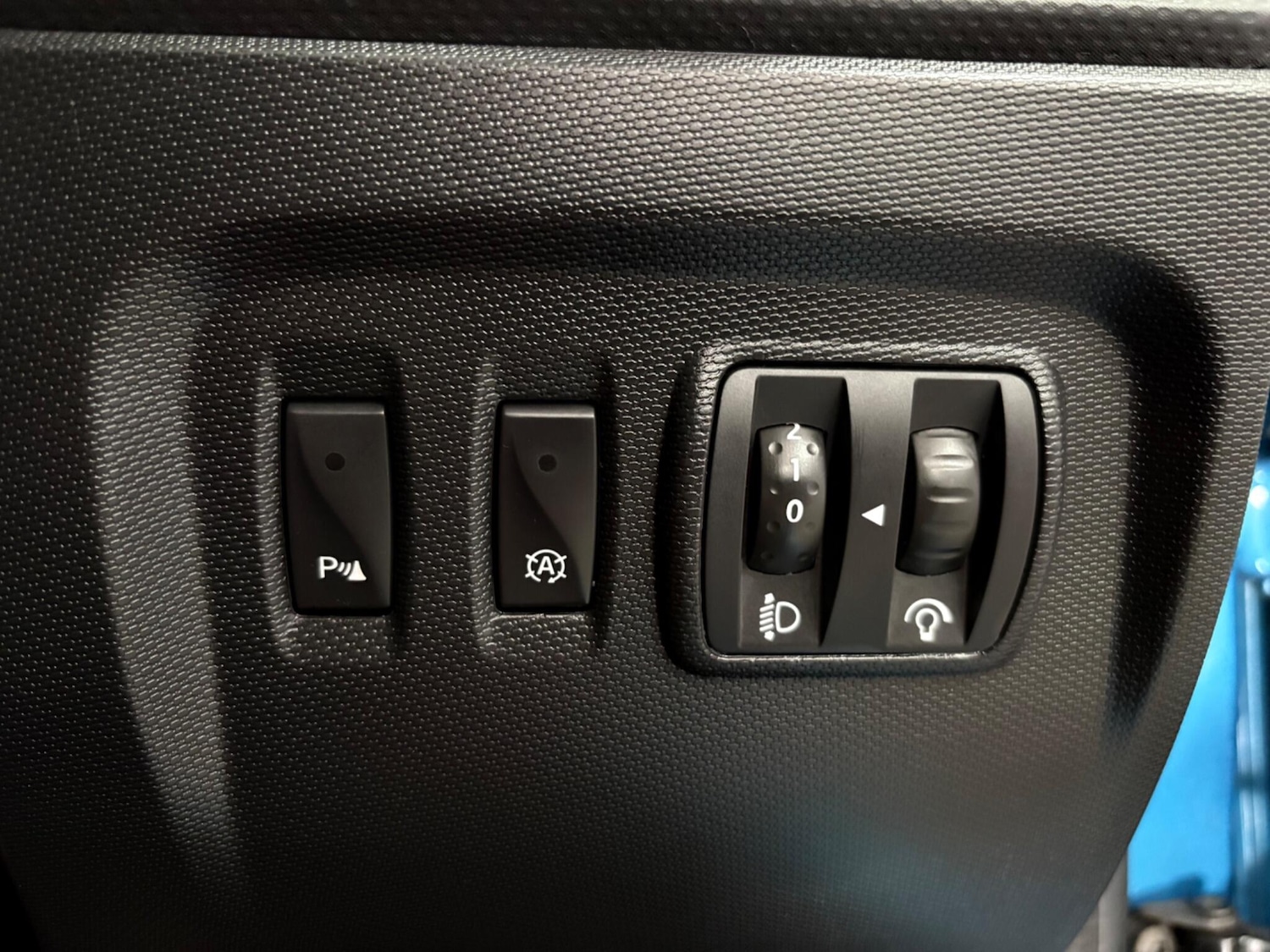 Used Renault Captur 2014 for sale - 77624940: Photo 28