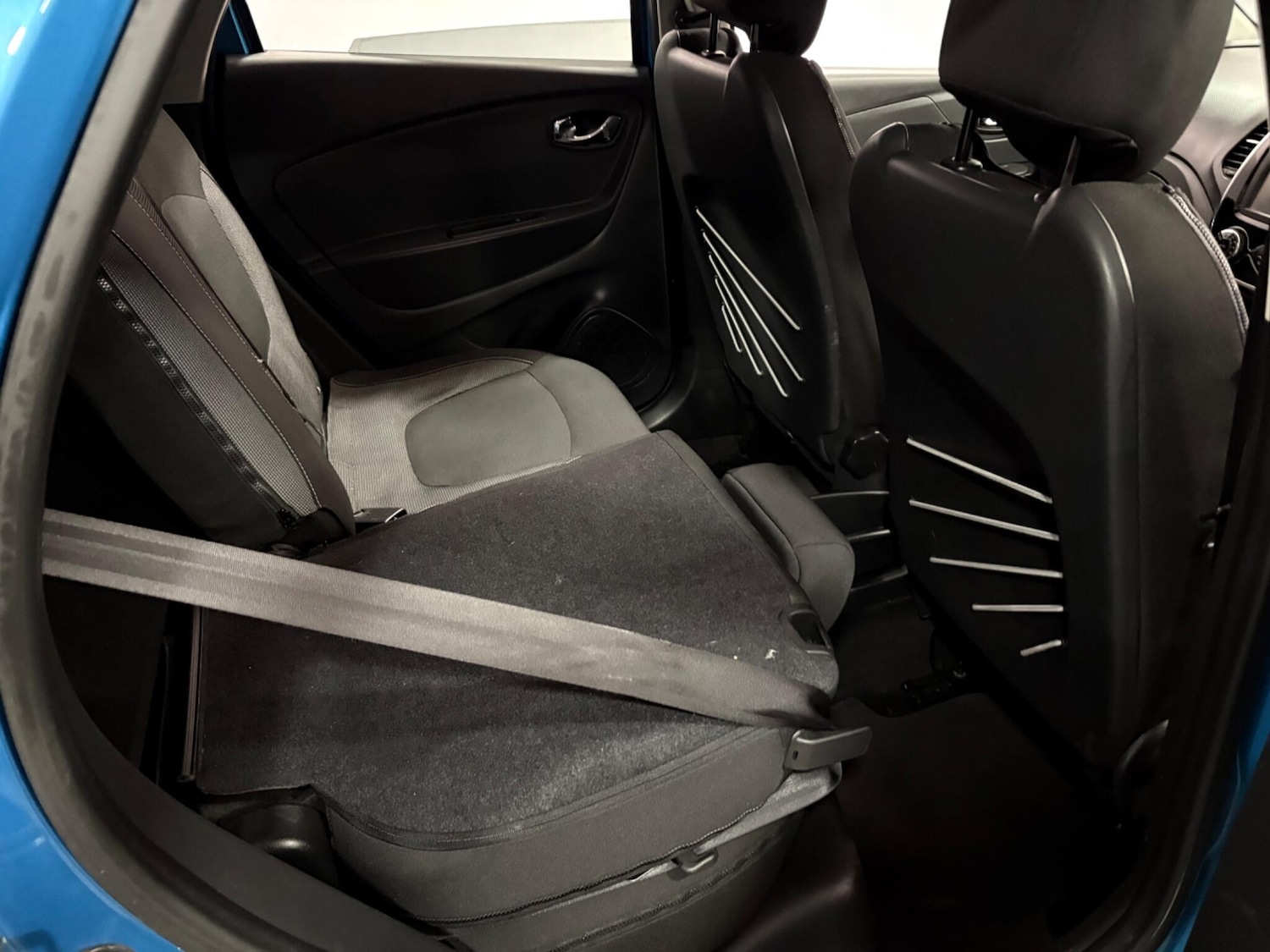 Used Renault Captur 2014 for sale - 77624940: Photo 35