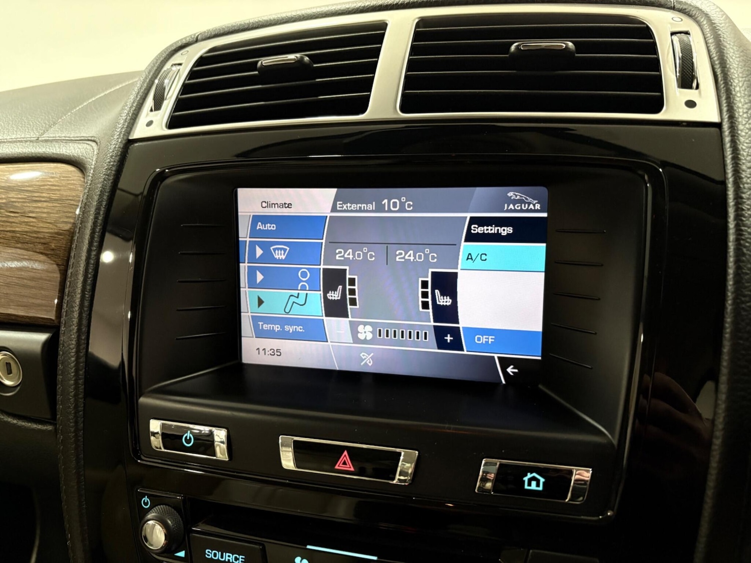 Used Jaguar XK 2013 for sale - 77203573: Photo 26