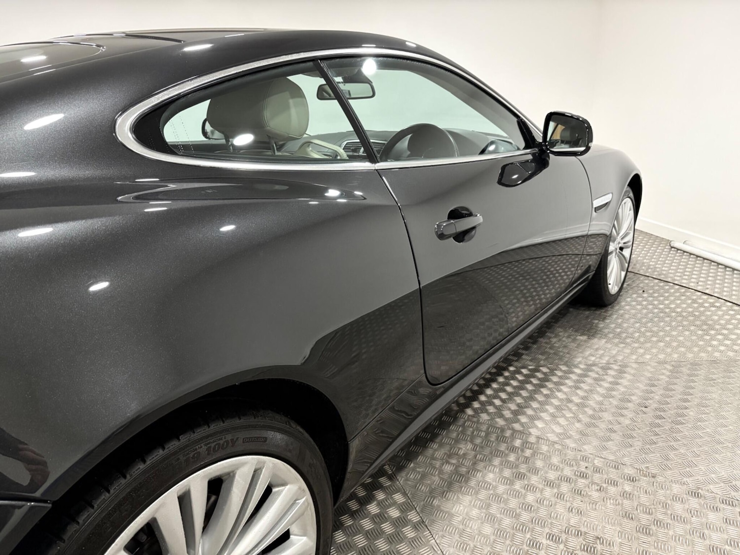 Used Jaguar XK 2013 for sale - 77203573: Photo 42