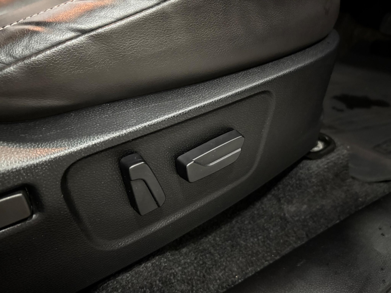 Used Isuzu D-Max 2023 for sale - 77021070: Photo 13