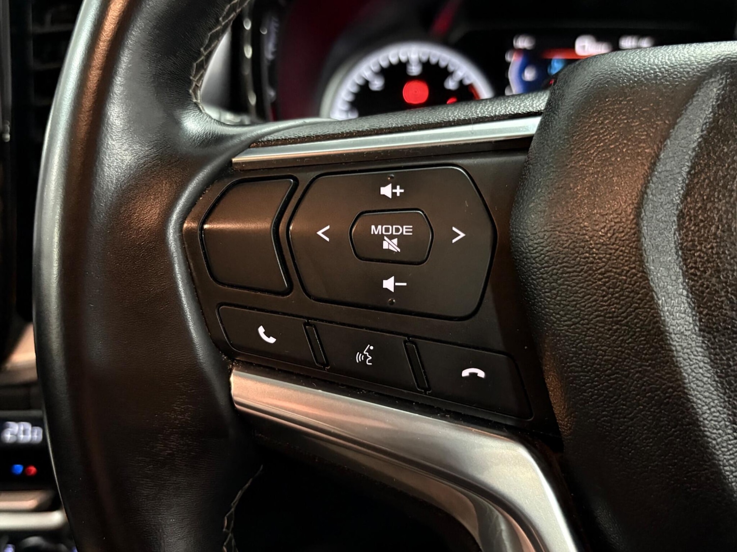 Used Isuzu D-Max 2023 for sale - 77021070: Photo 17