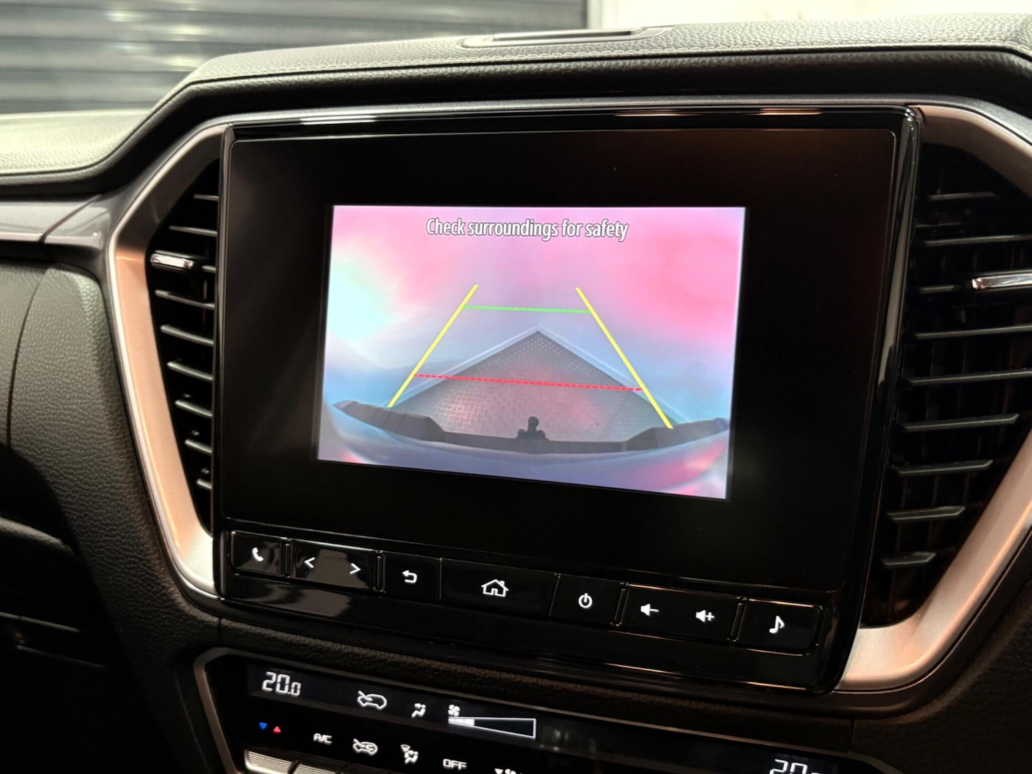 Used Isuzu D-Max 2023 for sale - 77021070: Photo 21