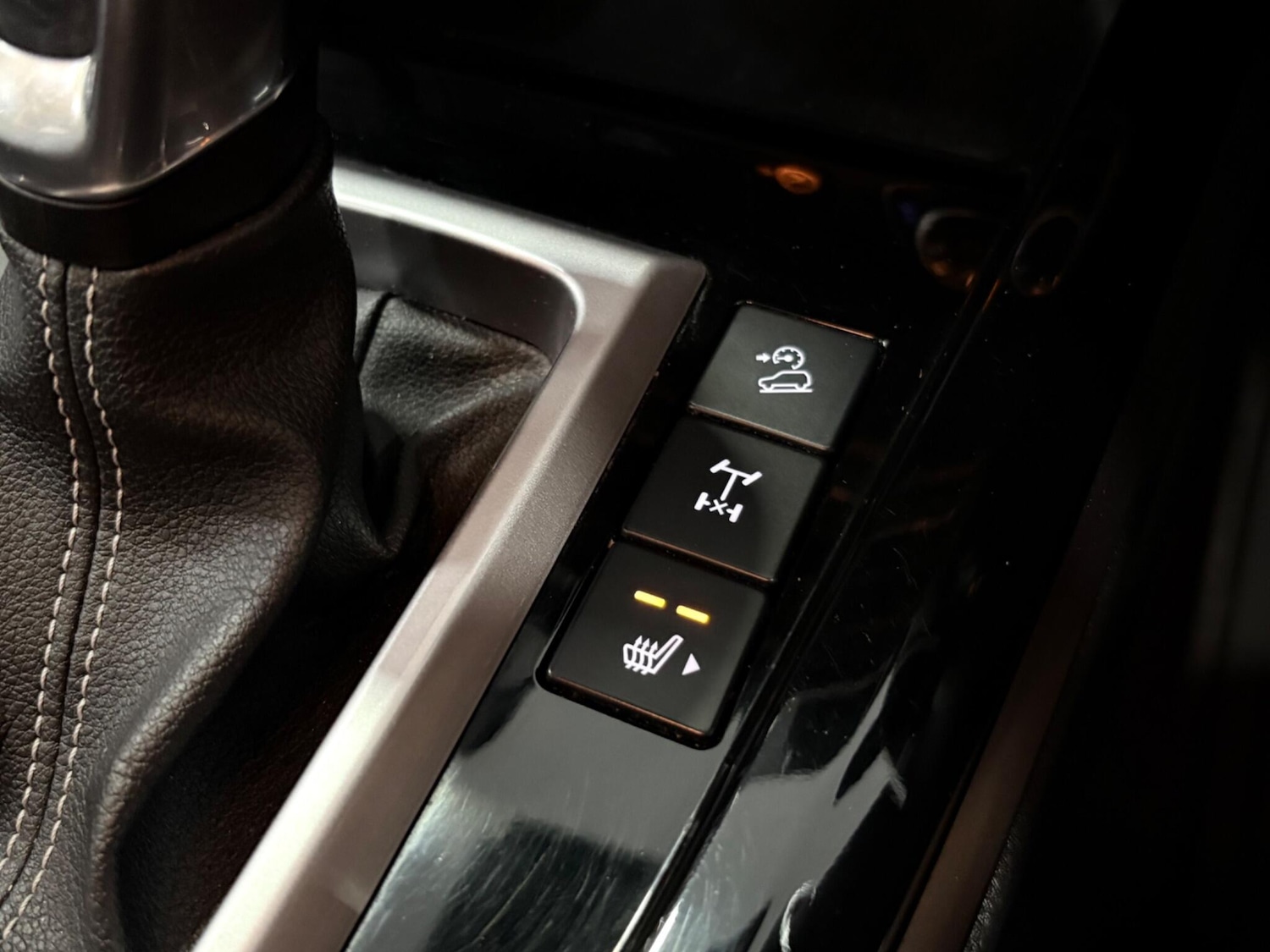 Used Isuzu D-Max 2023 for sale - 77021070: Photo 28