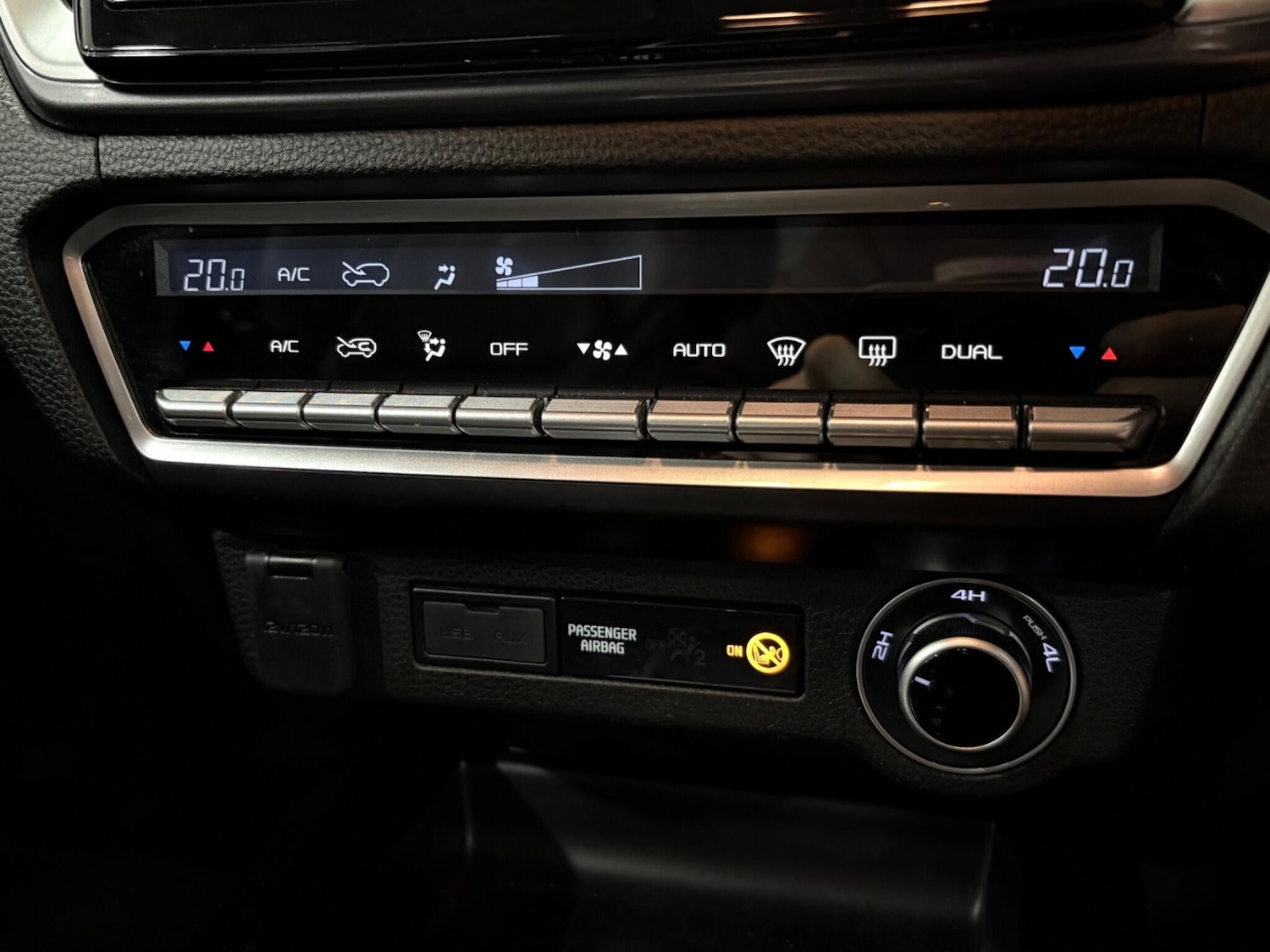 Used Isuzu D-Max 2023 for sale - 77021070: Photo 29