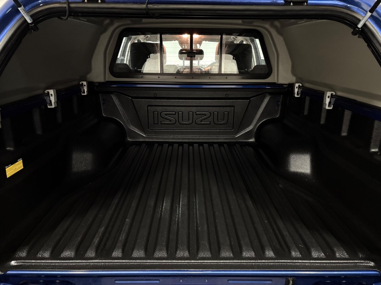 Used Isuzu D-Max 2023 for sale - 77021070: Photo 42