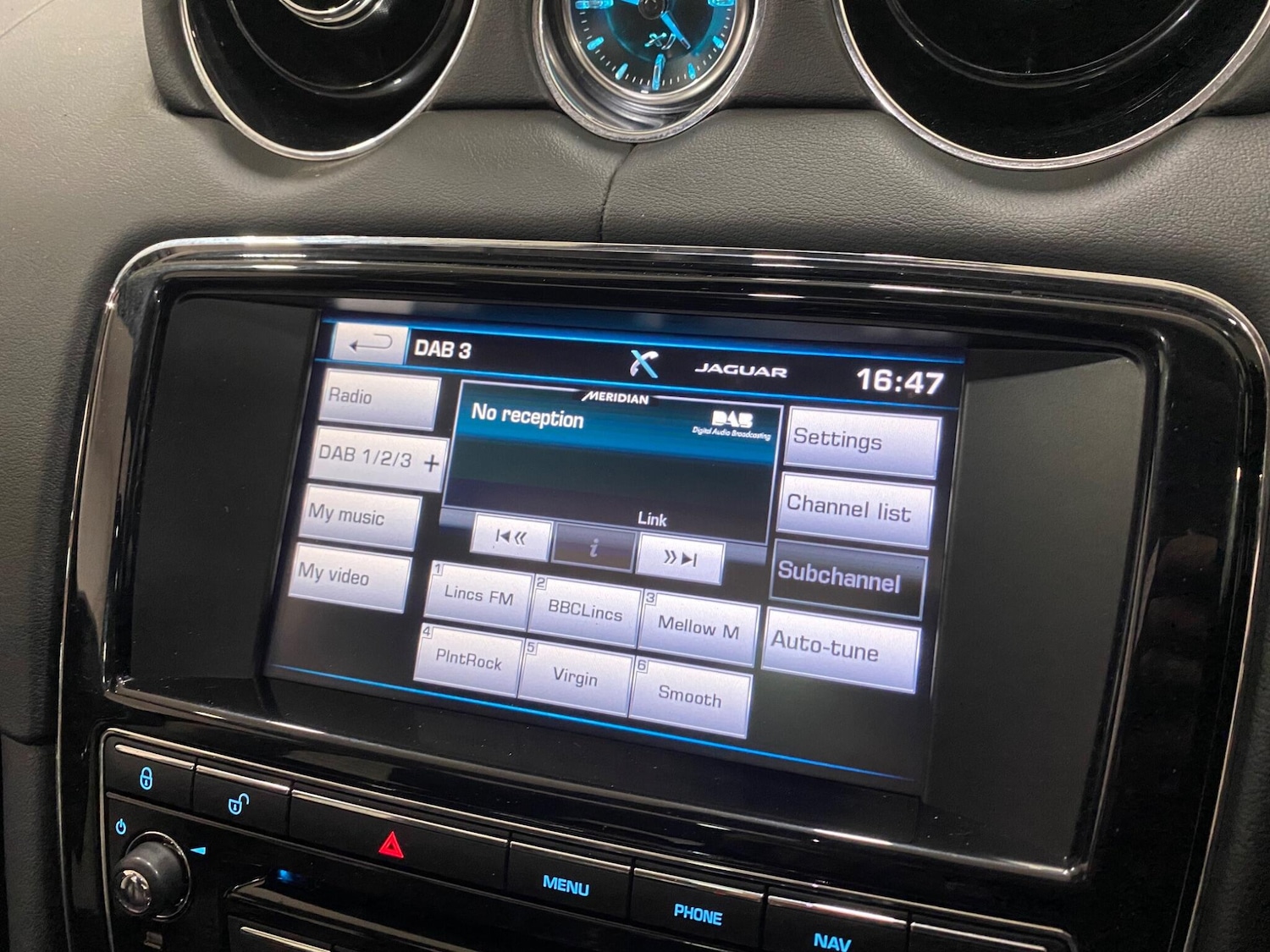 Used Jaguar XJ 2015 for sale - 77191173: Photo 26