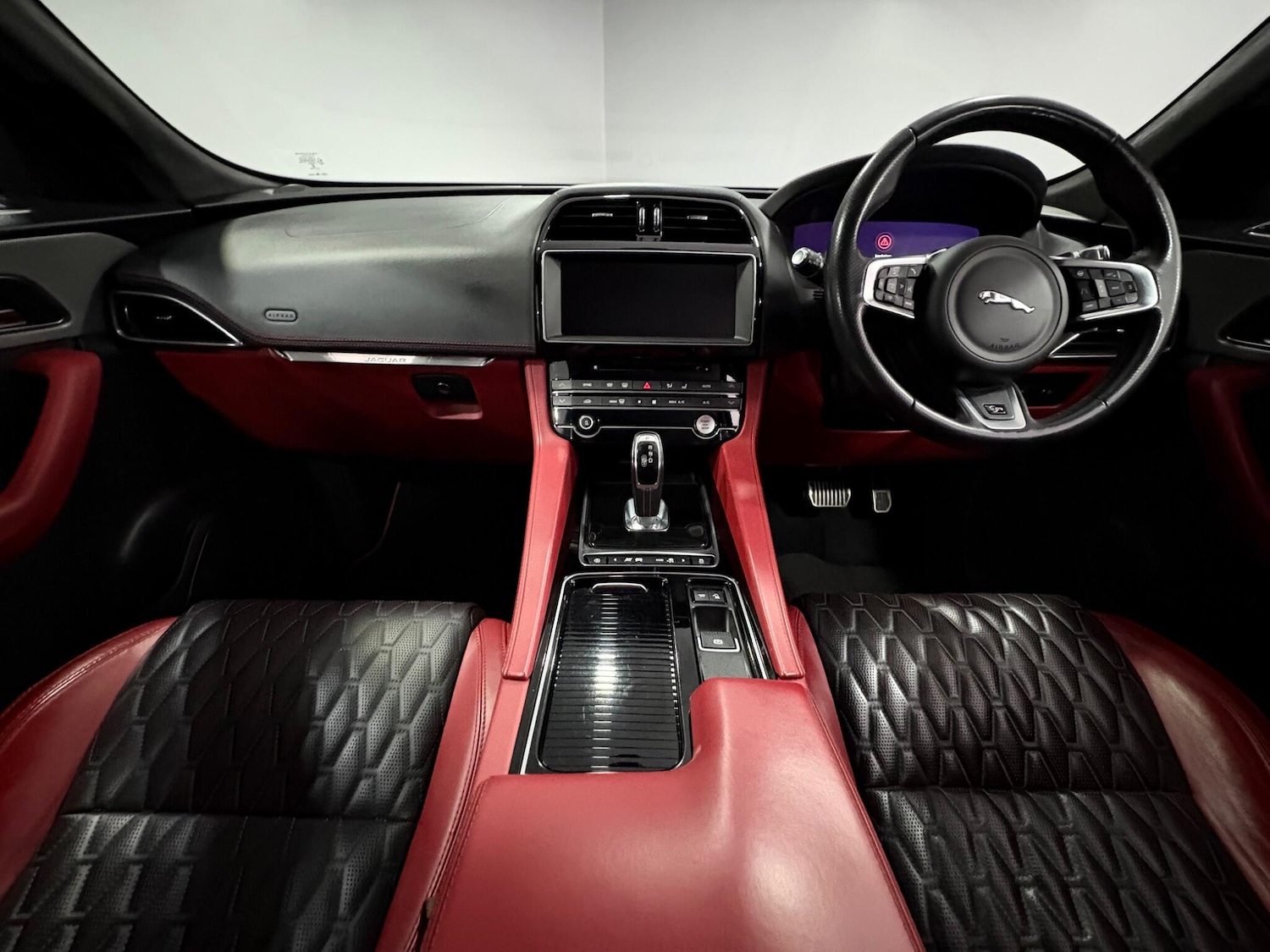 Used Jaguar F-Pace 2019 for sale - 78204255: Photo 10