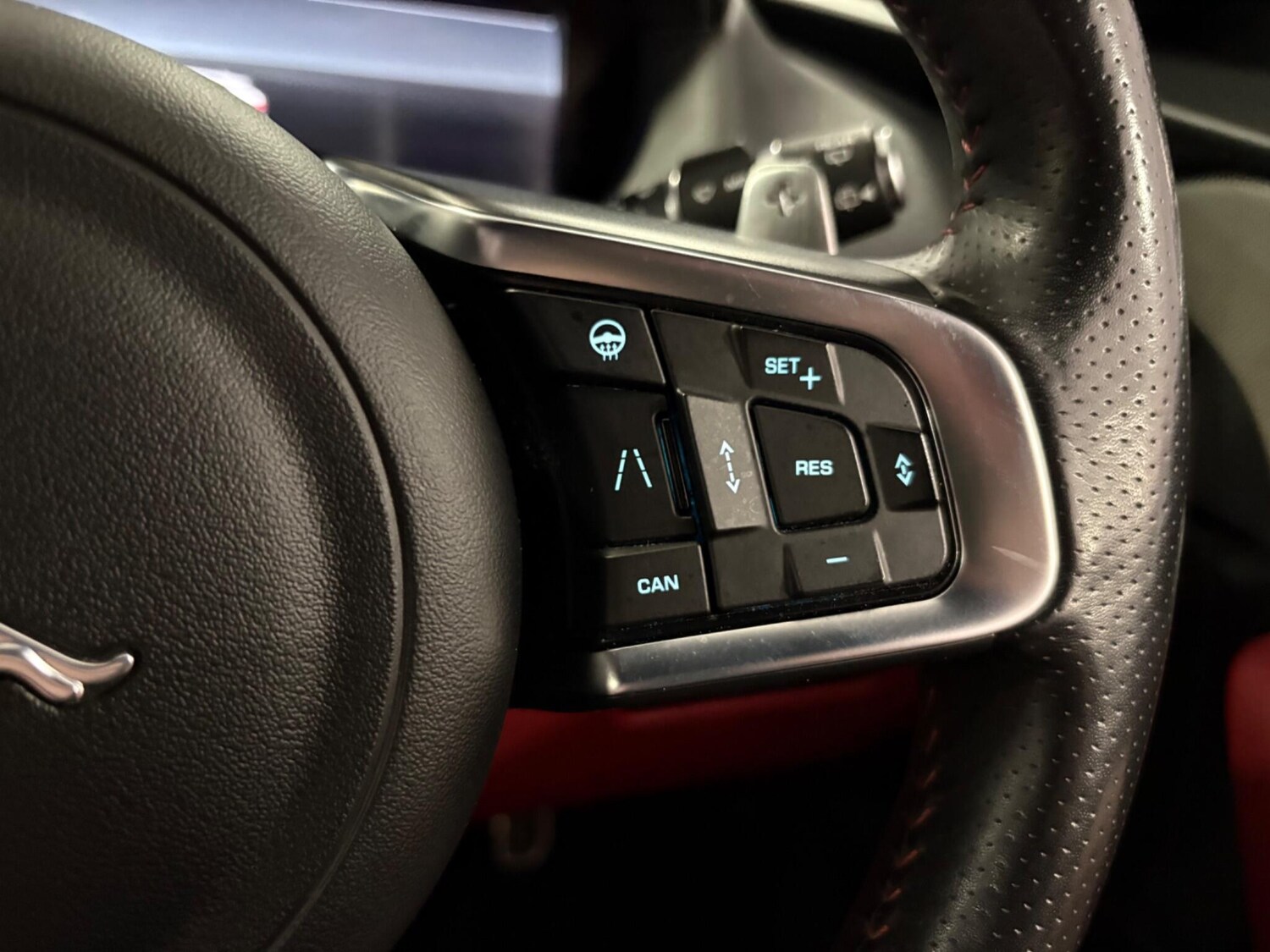 Used Jaguar F-Pace 2019 for sale - 78204255: Photo 21