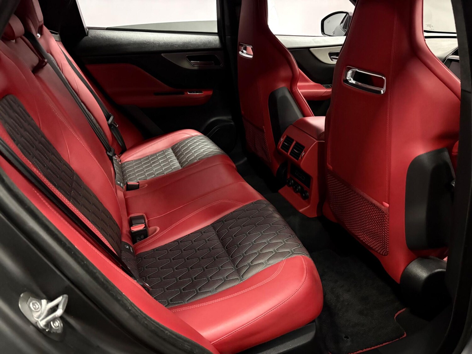 Used Jaguar F-Pace 2019 for sale - 78204255: Photo 47