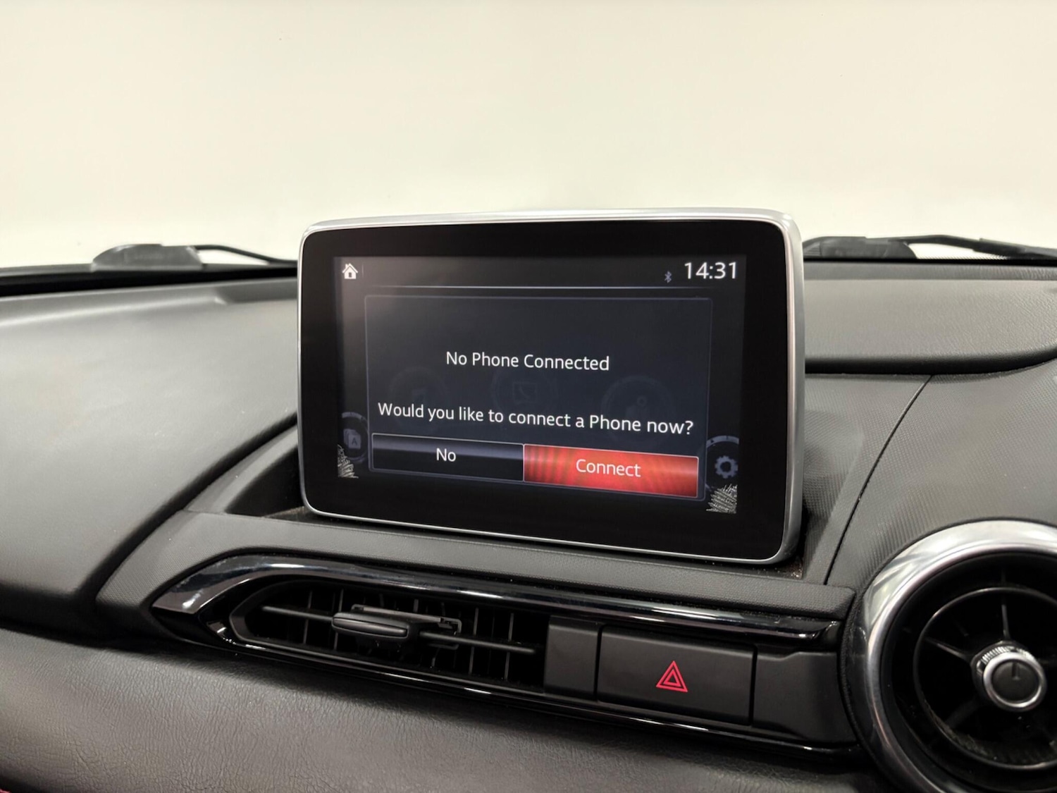 Used Mazda MX-5 2015 for sale - 77424688: Photo 27