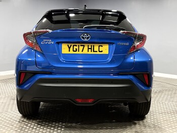 Used Toyota C-HR 2017 for sale - 78461638: Photo