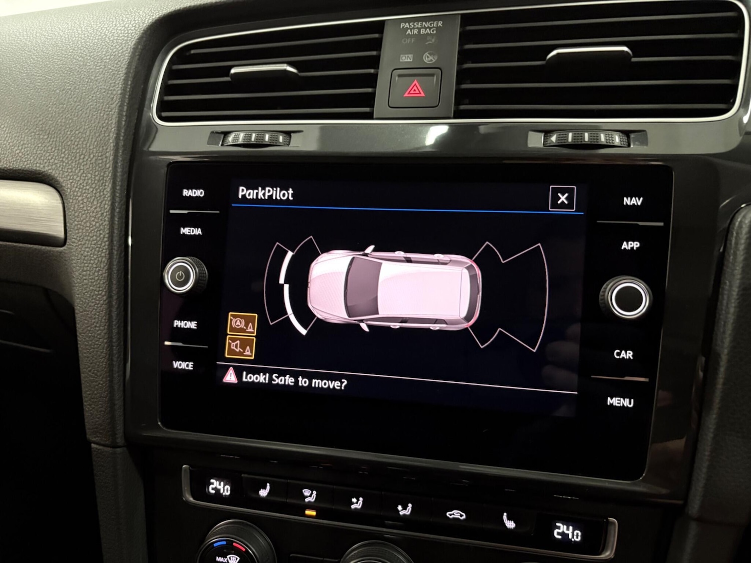 Used Volkswagen Golf 2020 for sale - 77021149: Photo 23