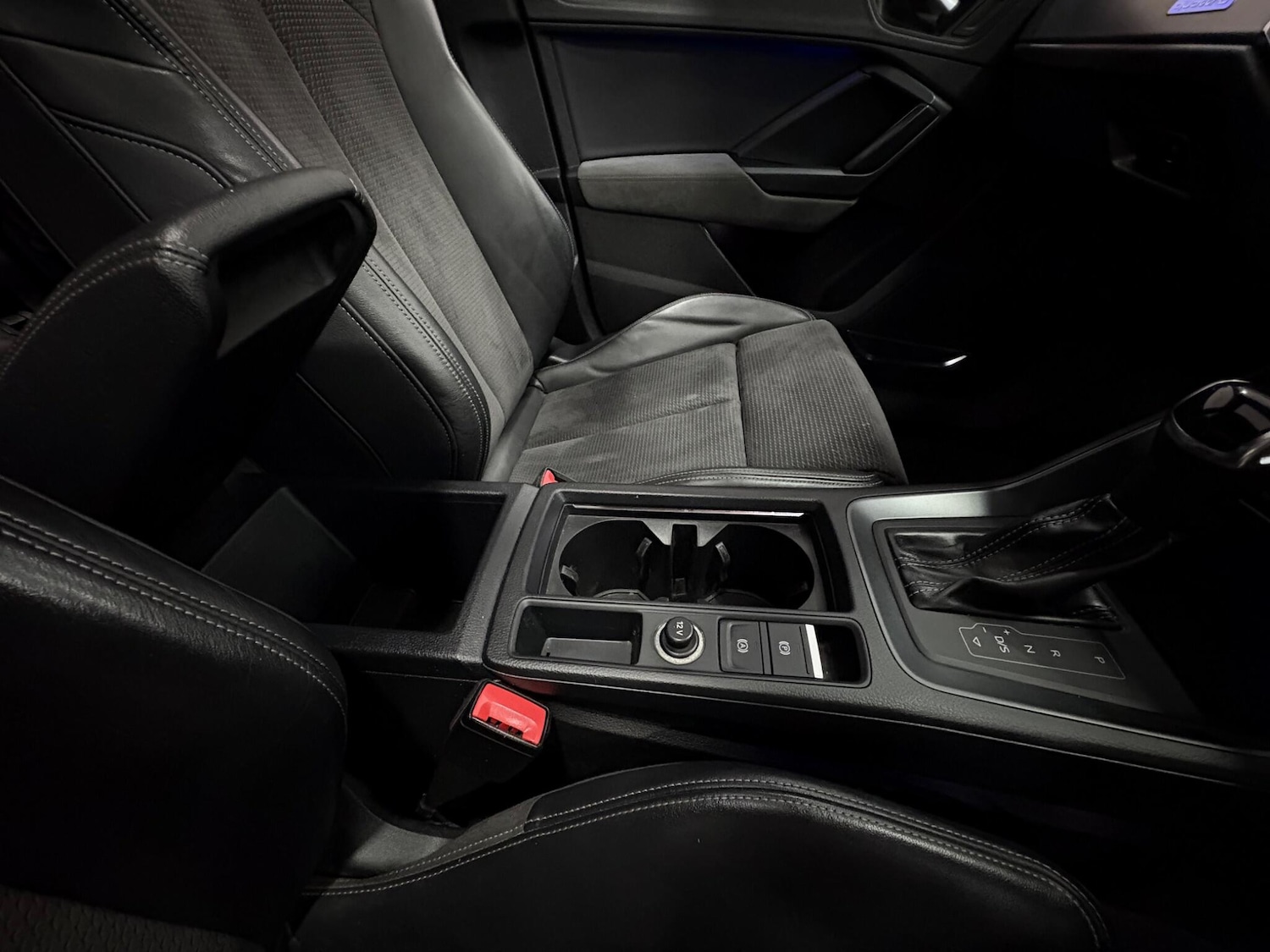 Used Audi Q3 2020 for sale - 77021069: Photo 41