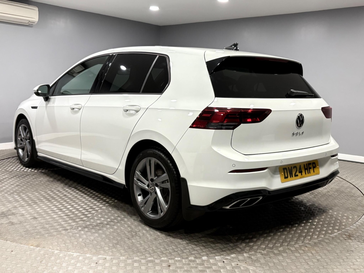 Used Volkswagen Golf 2024 for sale - 78171288: Photo 5