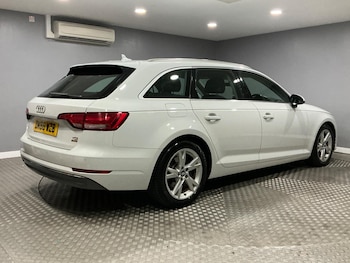 Used Audi A4 2016 for sale - 79373528: Photo