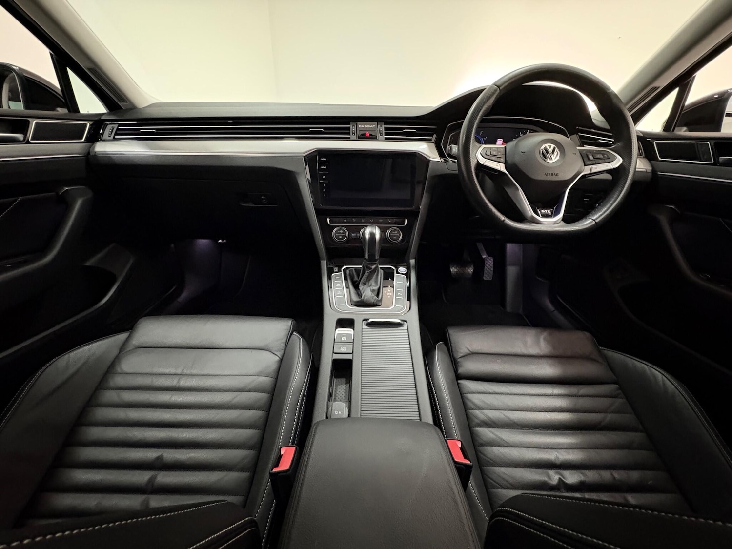 Used Volkswagen Passat 2020 for sale - 76671437: Photo 10