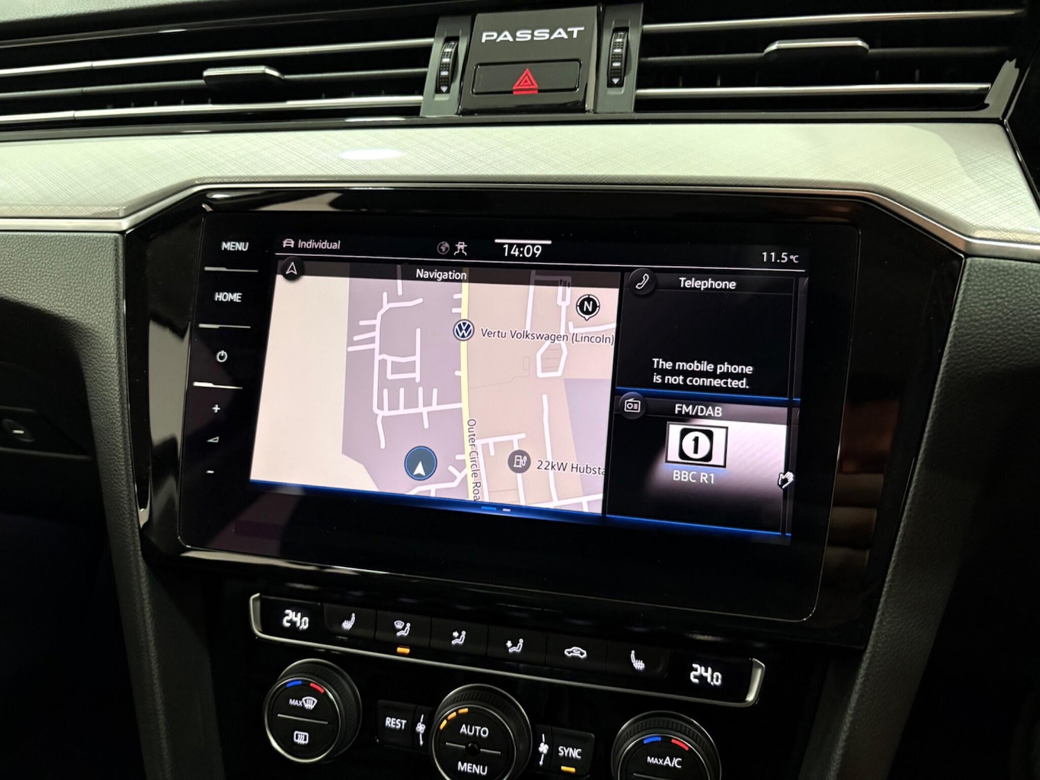 Used Volkswagen Passat 2020 for sale - 76671437: Photo 33