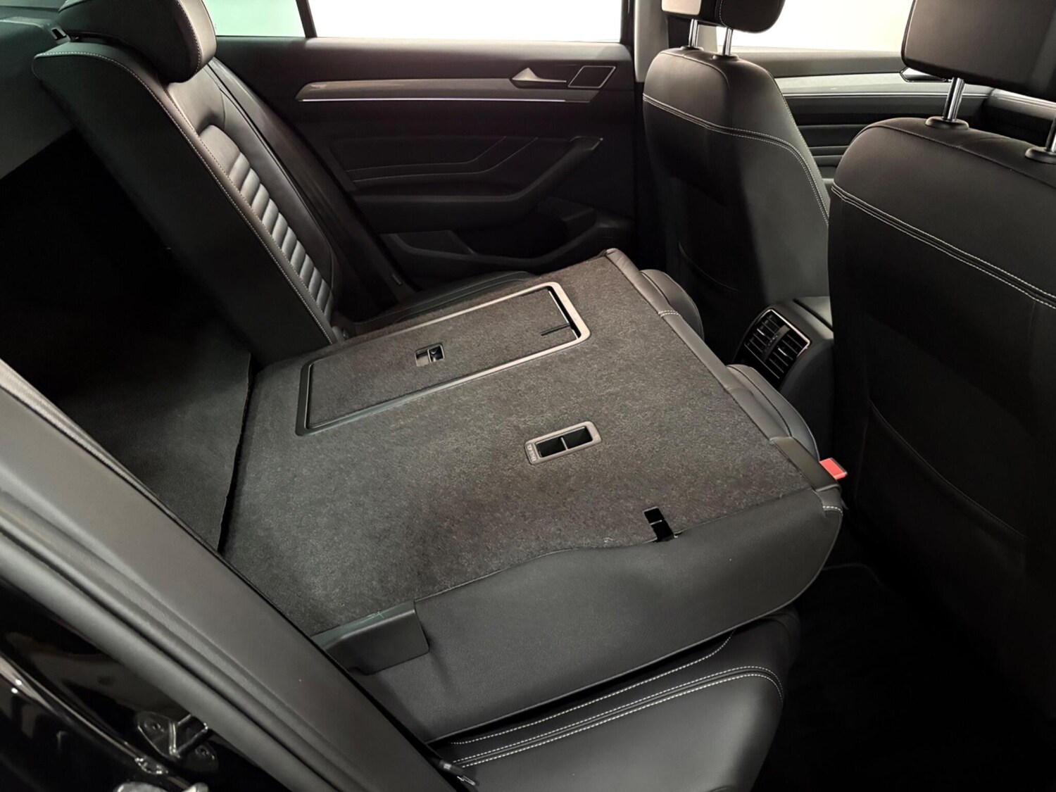 Used Volkswagen Passat 2020 for sale - 76671437: Photo 47