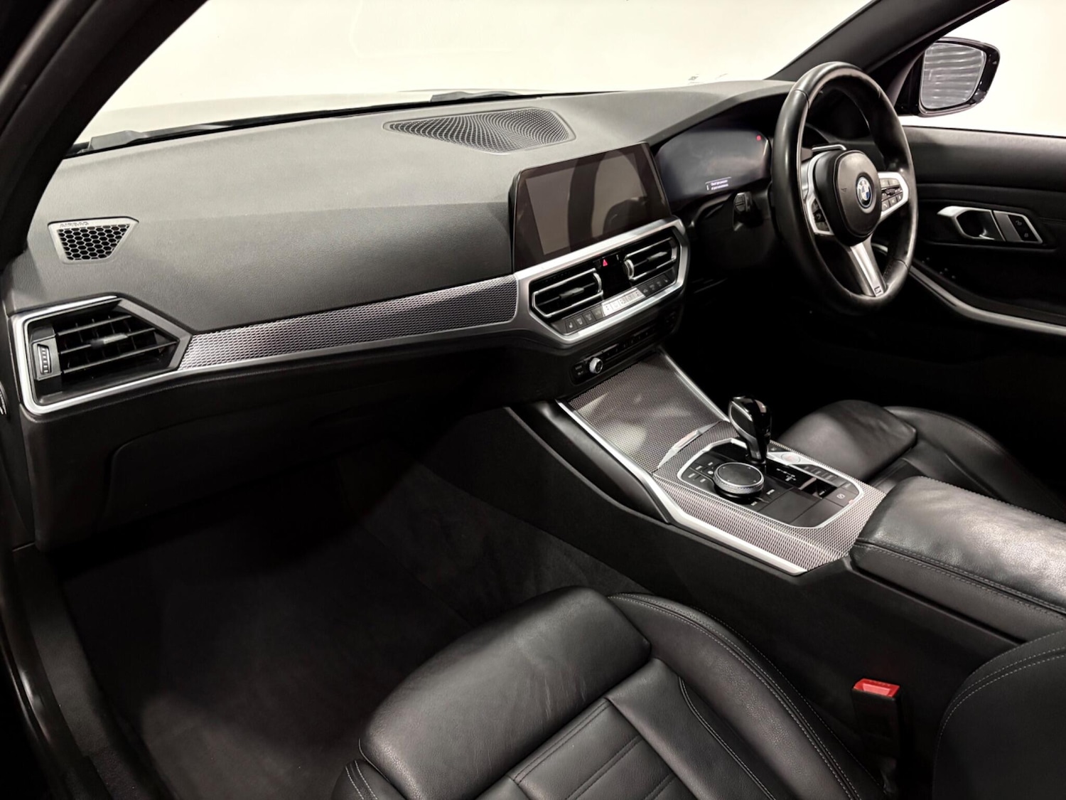 Used BMW 3 Series 2022 for sale - 77215378: Photo 11