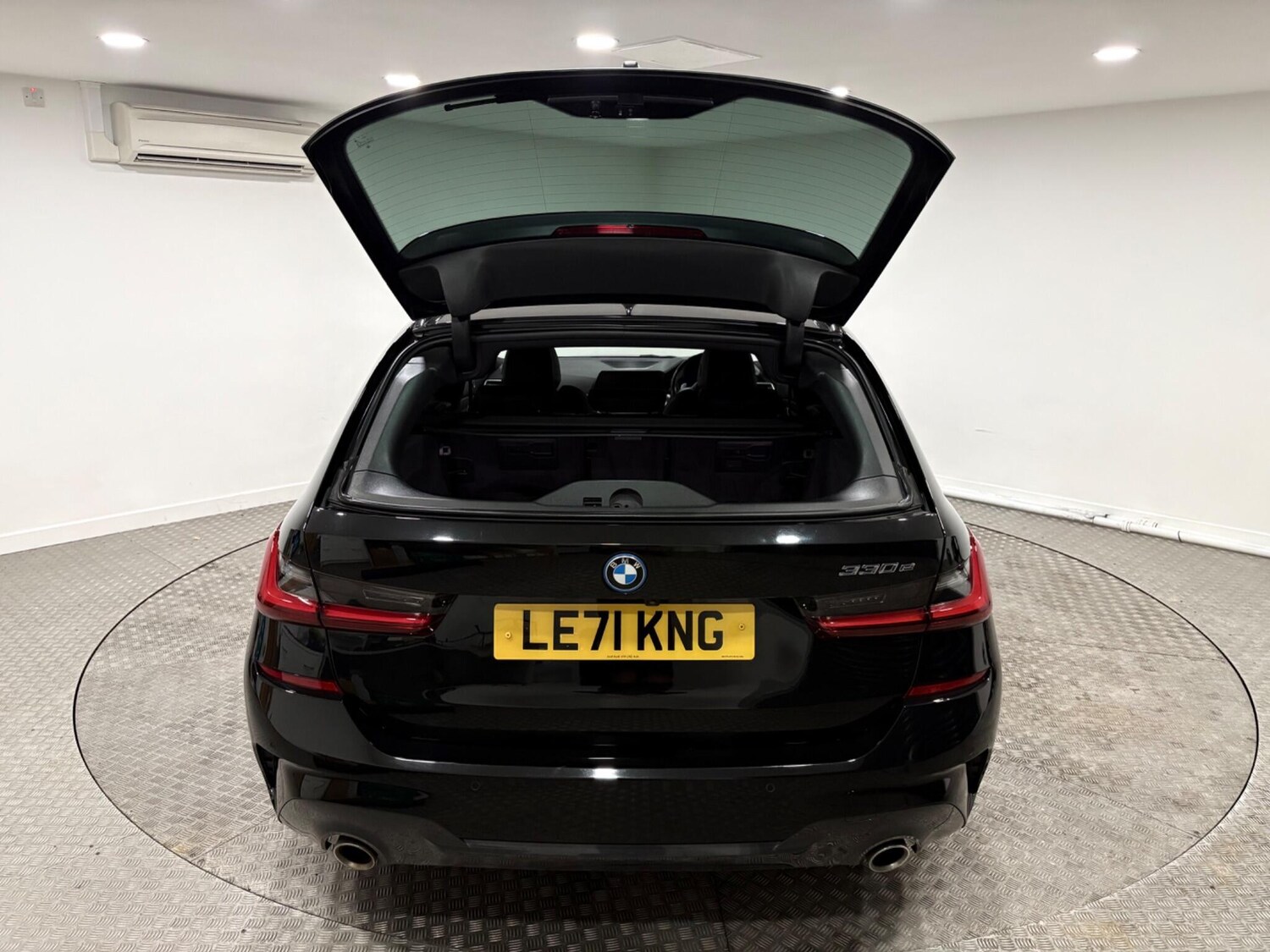 Used BMW 3 Series 2022 for sale - 77215378: Photo 44