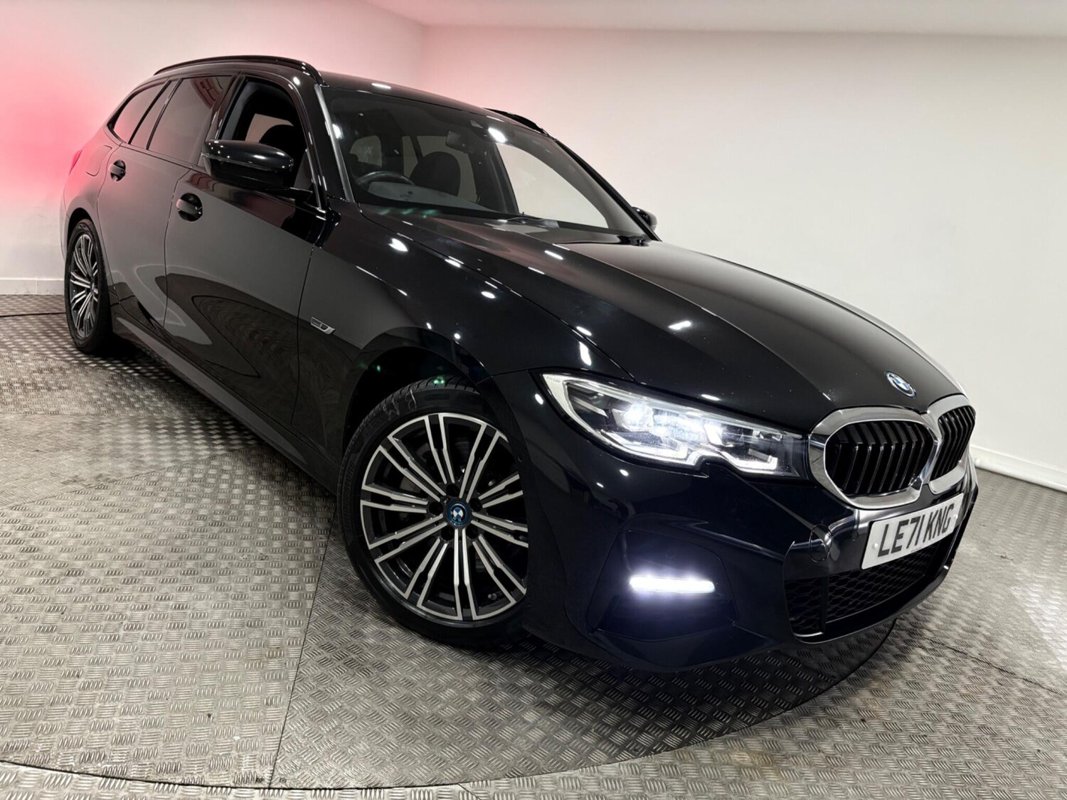 Used BMW 3 Series 2022 for sale - 77215378: Photo 48