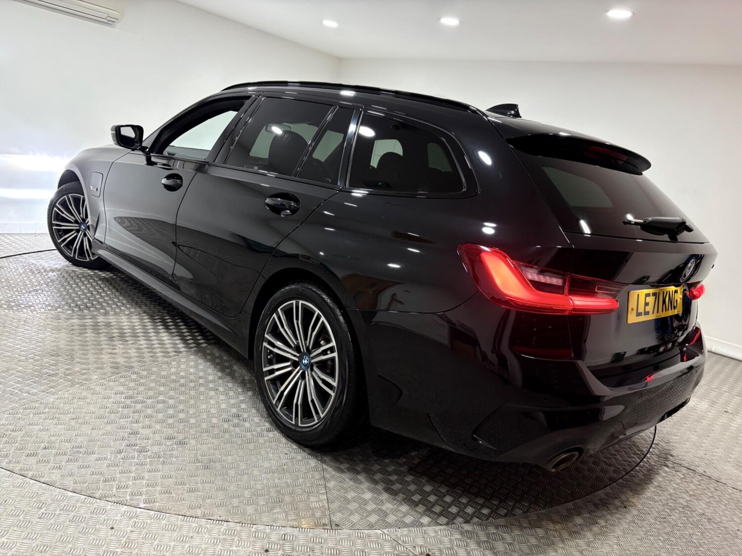 Used BMW 3 Series 2022 for sale - 77215378: Photo 49