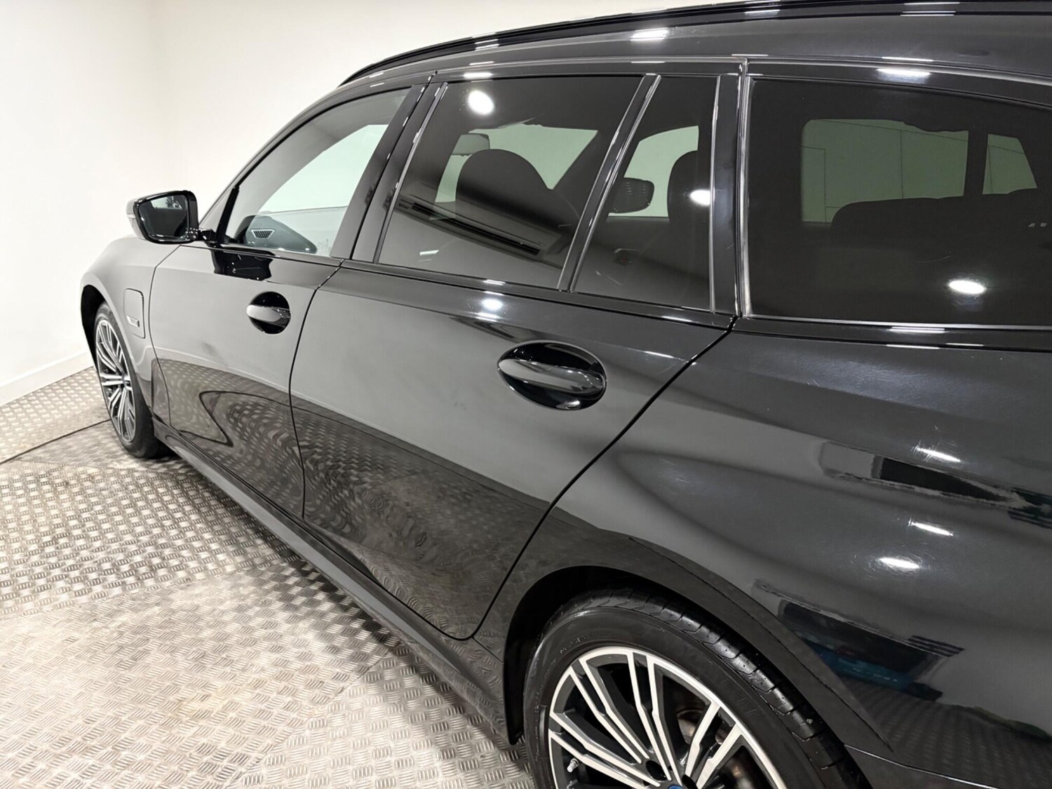 Used BMW 3 Series 2022 for sale - 77215378: Photo 51