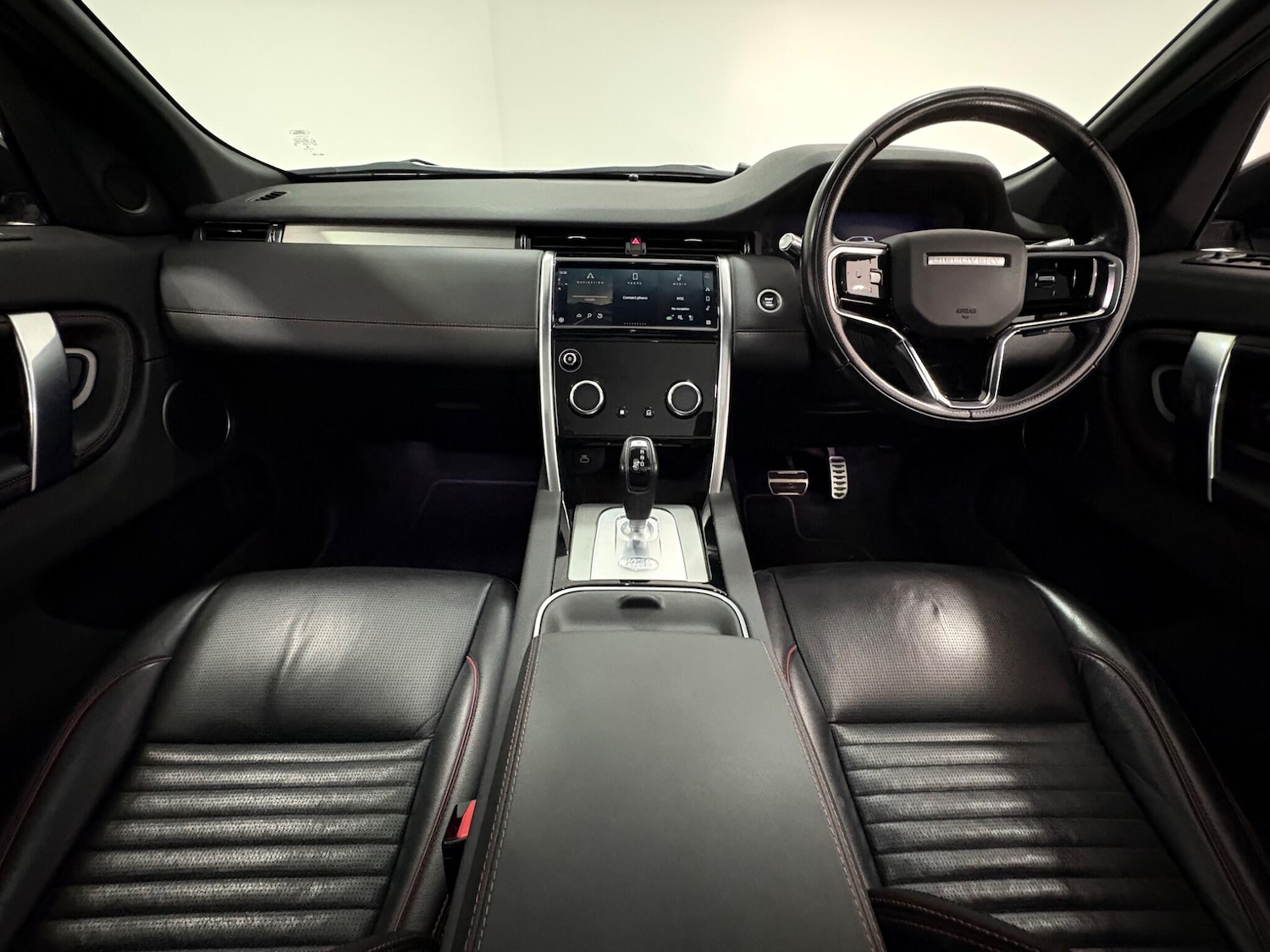 Used Land Rover Discovery Sport for sale - 76612790: Photo 10