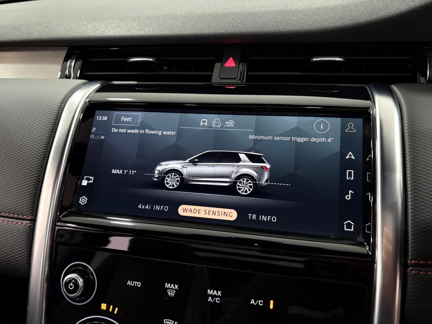 Used Land Rover Discovery Sport for sale - 76612790: Photo 27