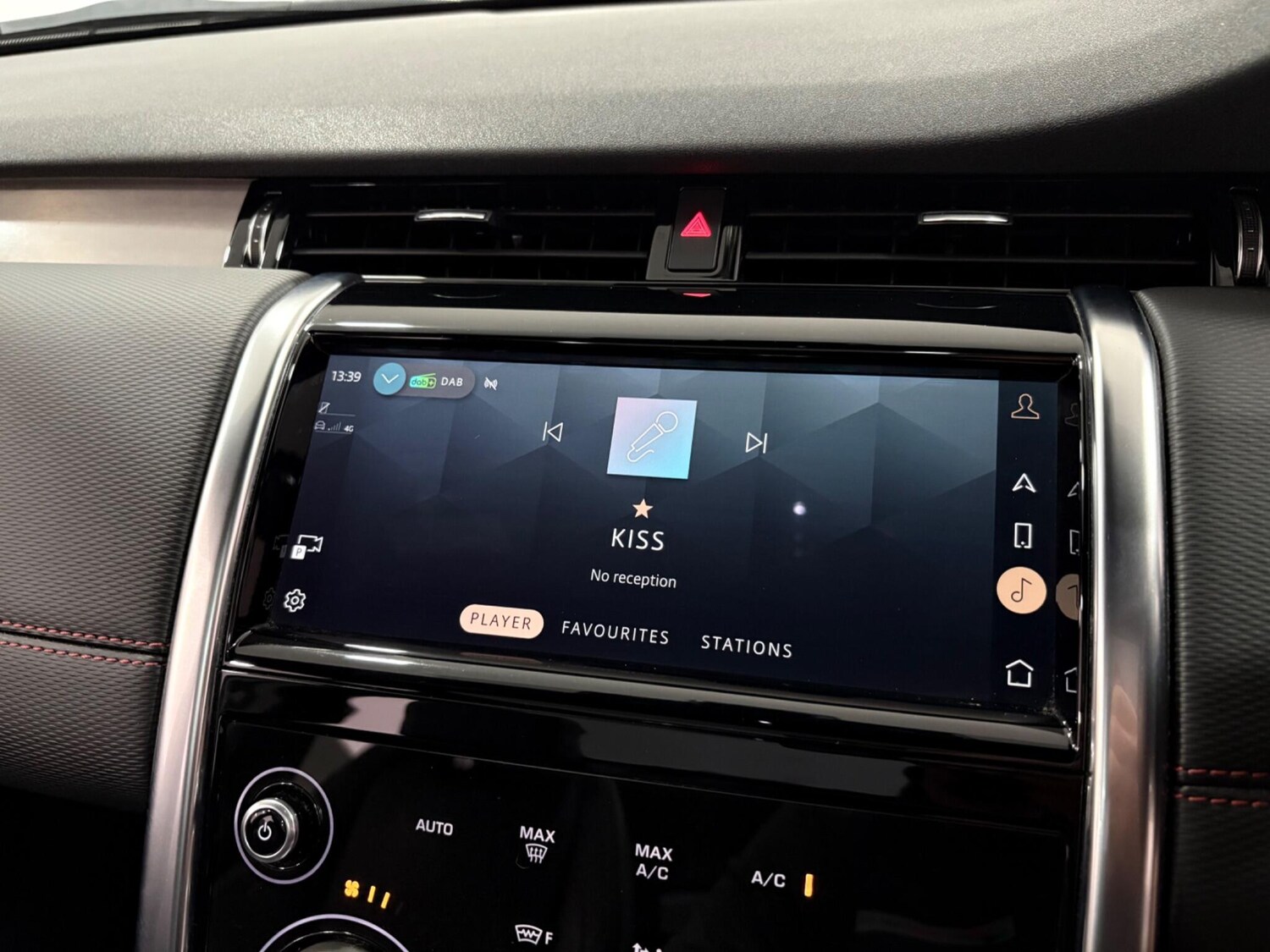 Used Land Rover Discovery Sport for sale - 76612790: Photo 29