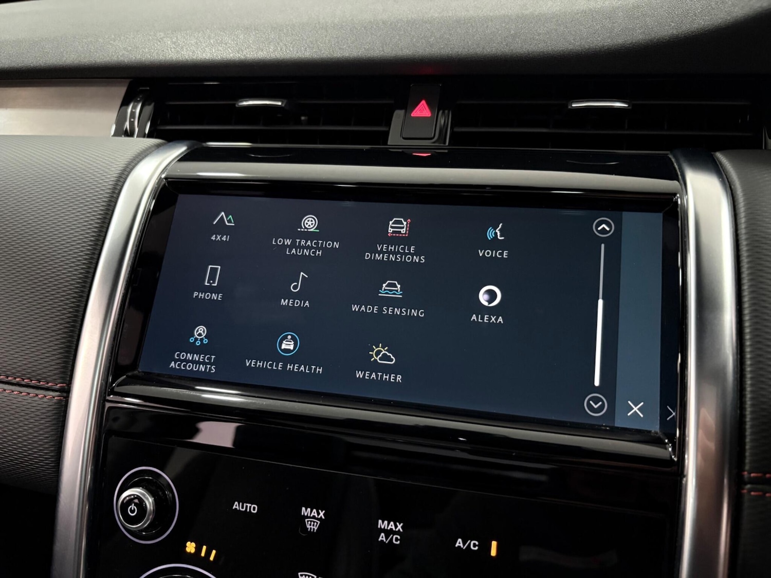 Used Land Rover Discovery Sport for sale - 76612790: Photo 32