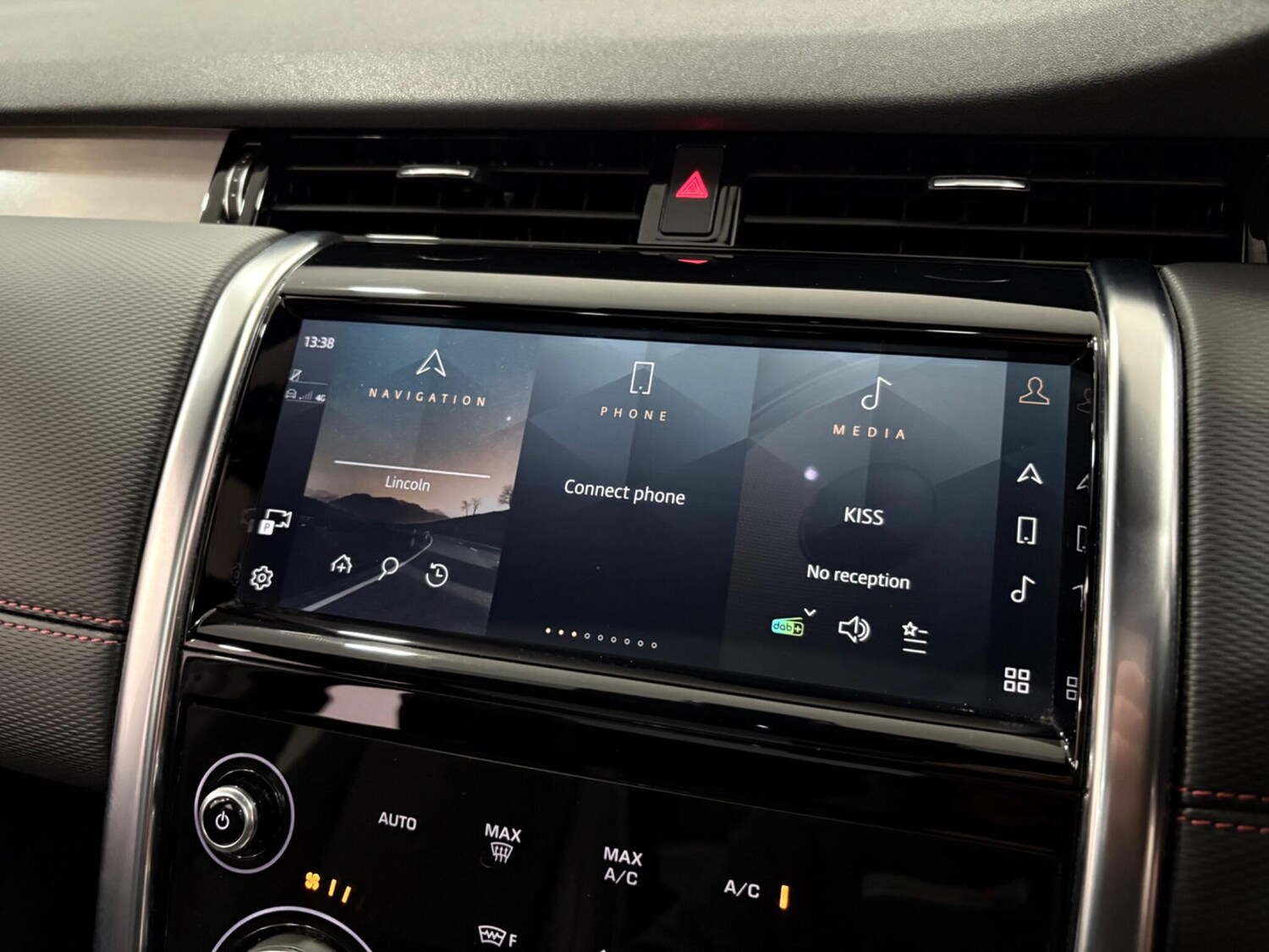 Used Land Rover Discovery Sport for sale - 76612790: Photo 33