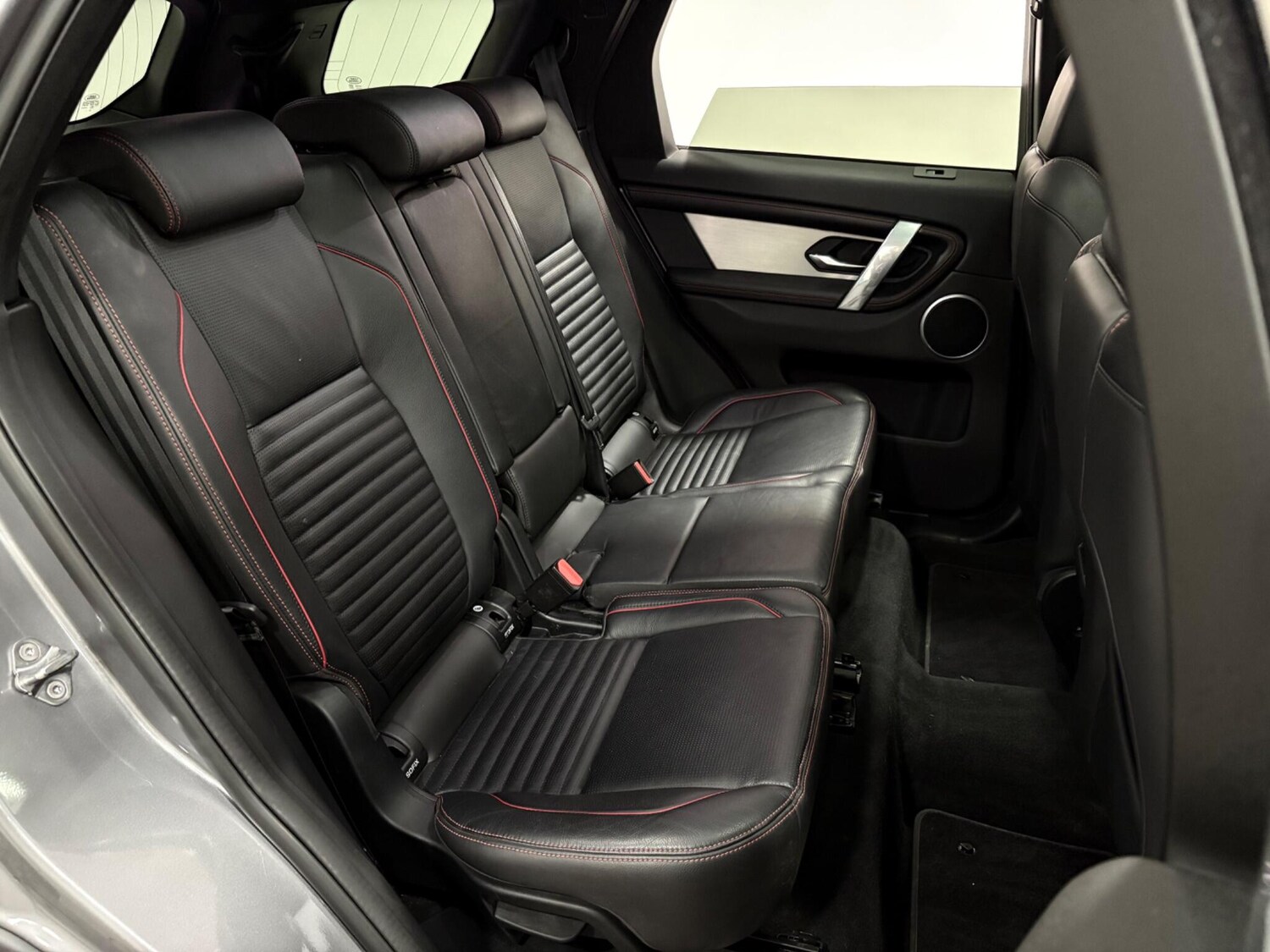 Used Land Rover Discovery Sport for sale - 76612790: Photo 47