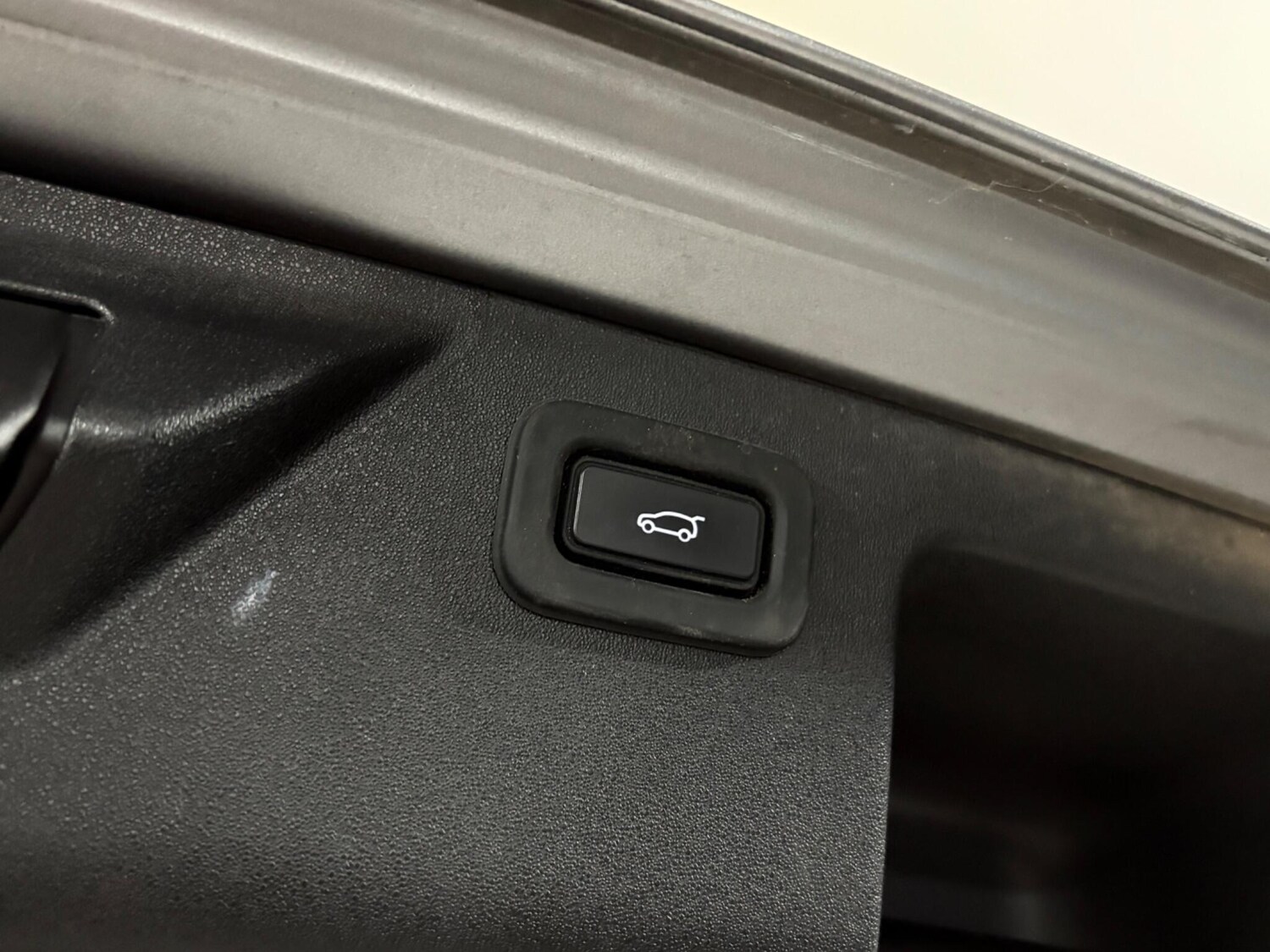 Used Land Rover Discovery Sport for sale - 76612790: Photo 54