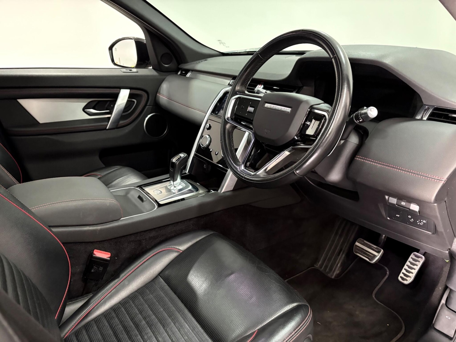 Used Land Rover Discovery Sport for sale - 76612790: Photo 9