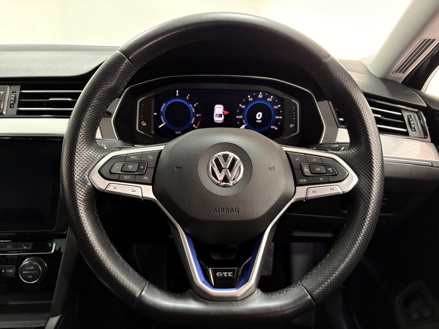 Used Volkswagen Passat 2020 for sale - 77021226: Photo 14