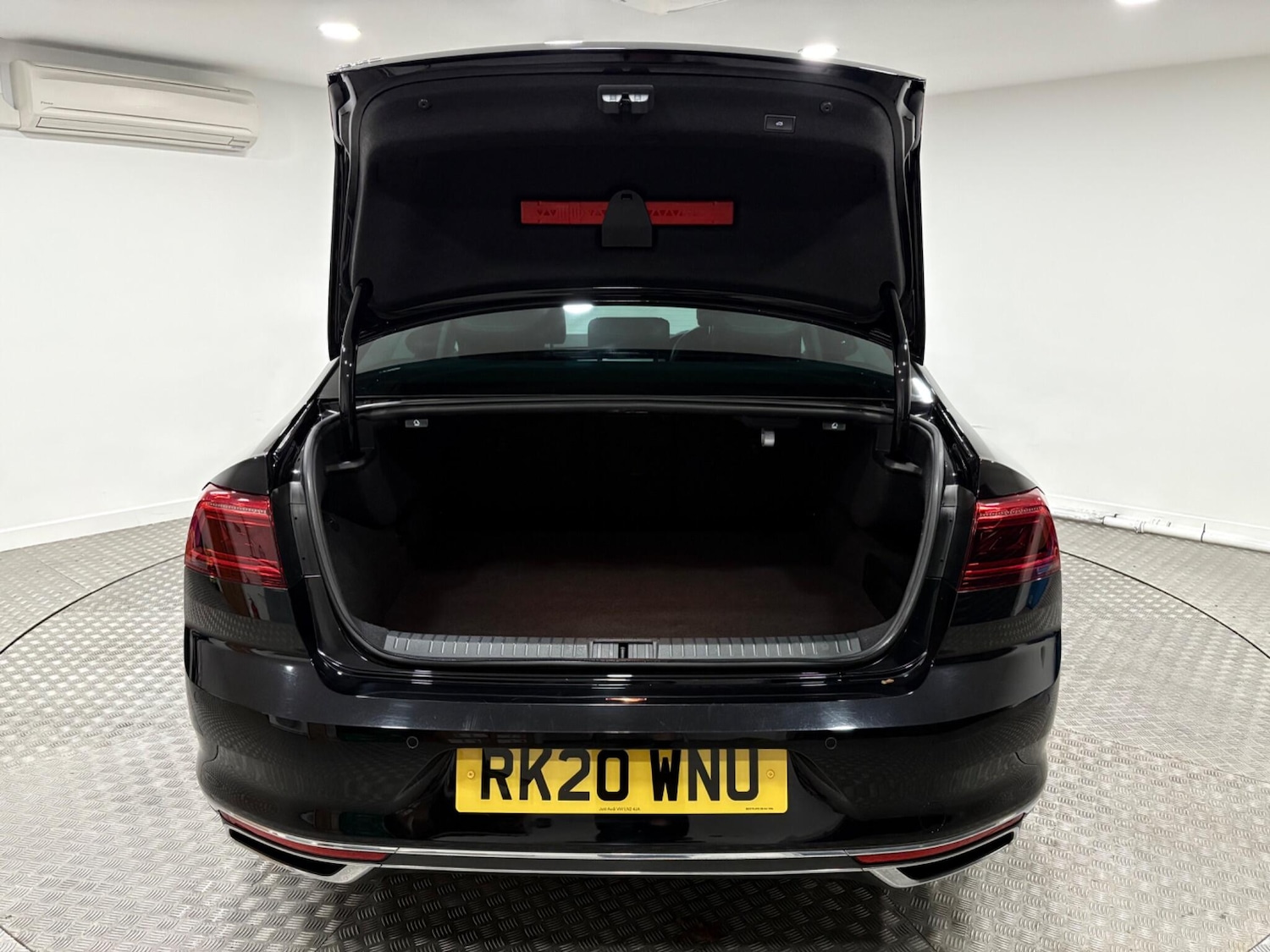 Used Volkswagen Passat 2020 for sale - 77021226: Photo 48