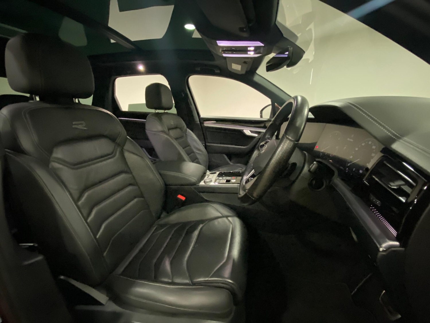 Used Volkswagen Touareg 2021 for sale - 77120833: Photo 12