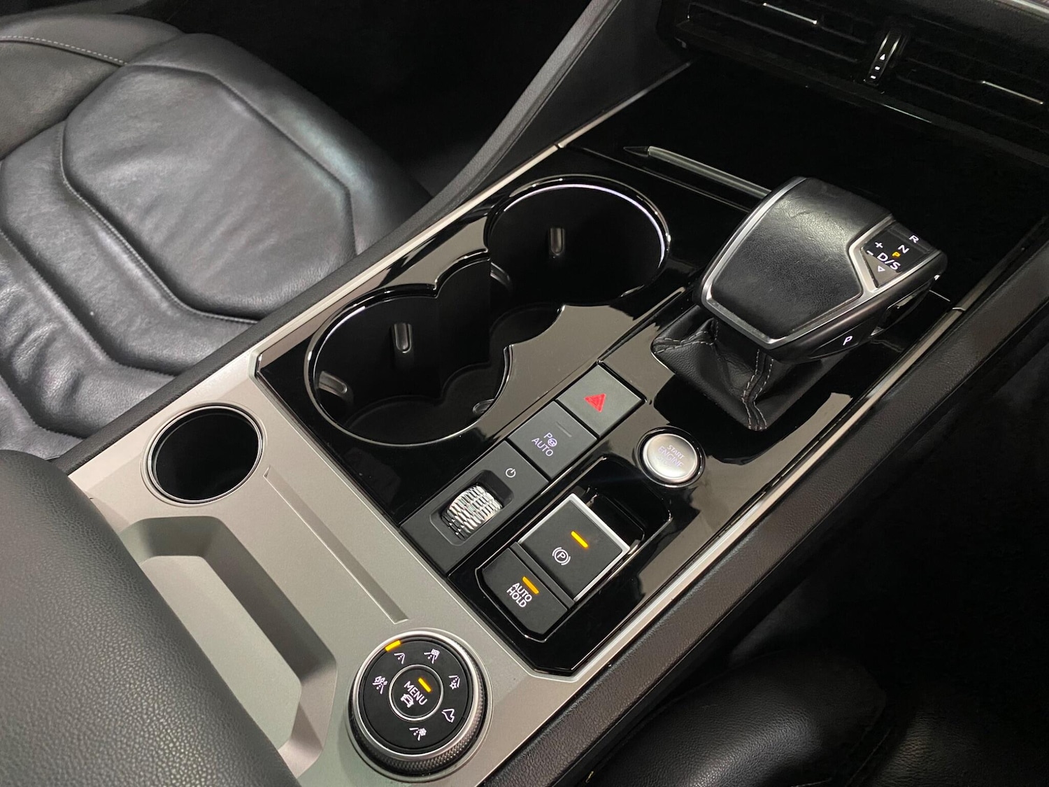 Used Volkswagen Touareg 2021 for sale - 77120833: Photo 44