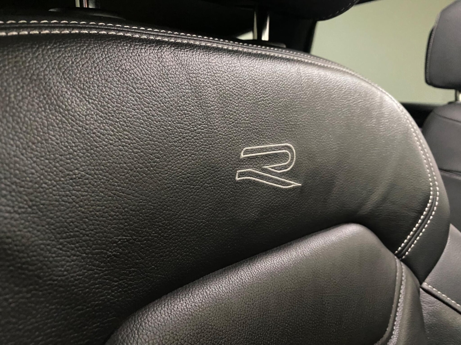 Used Volkswagen Touareg 2021 for sale - 77120833: Photo 52