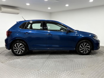 Used Volkswagen Polo 2023 for sale - 75635282: Photo