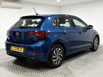 Used Volkswagen Polo 2023 for sale - 75635282: Photo