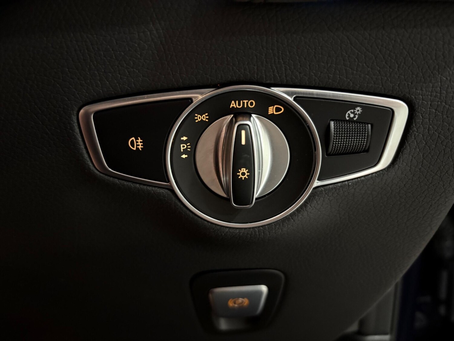 Used Mercedes-Benz EQC 2022 for sale - 76282904: Photo 35