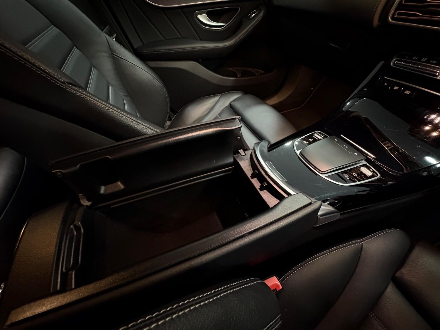 Used Mercedes-Benz EQC 2022 for sale - 76282904: Photo 37