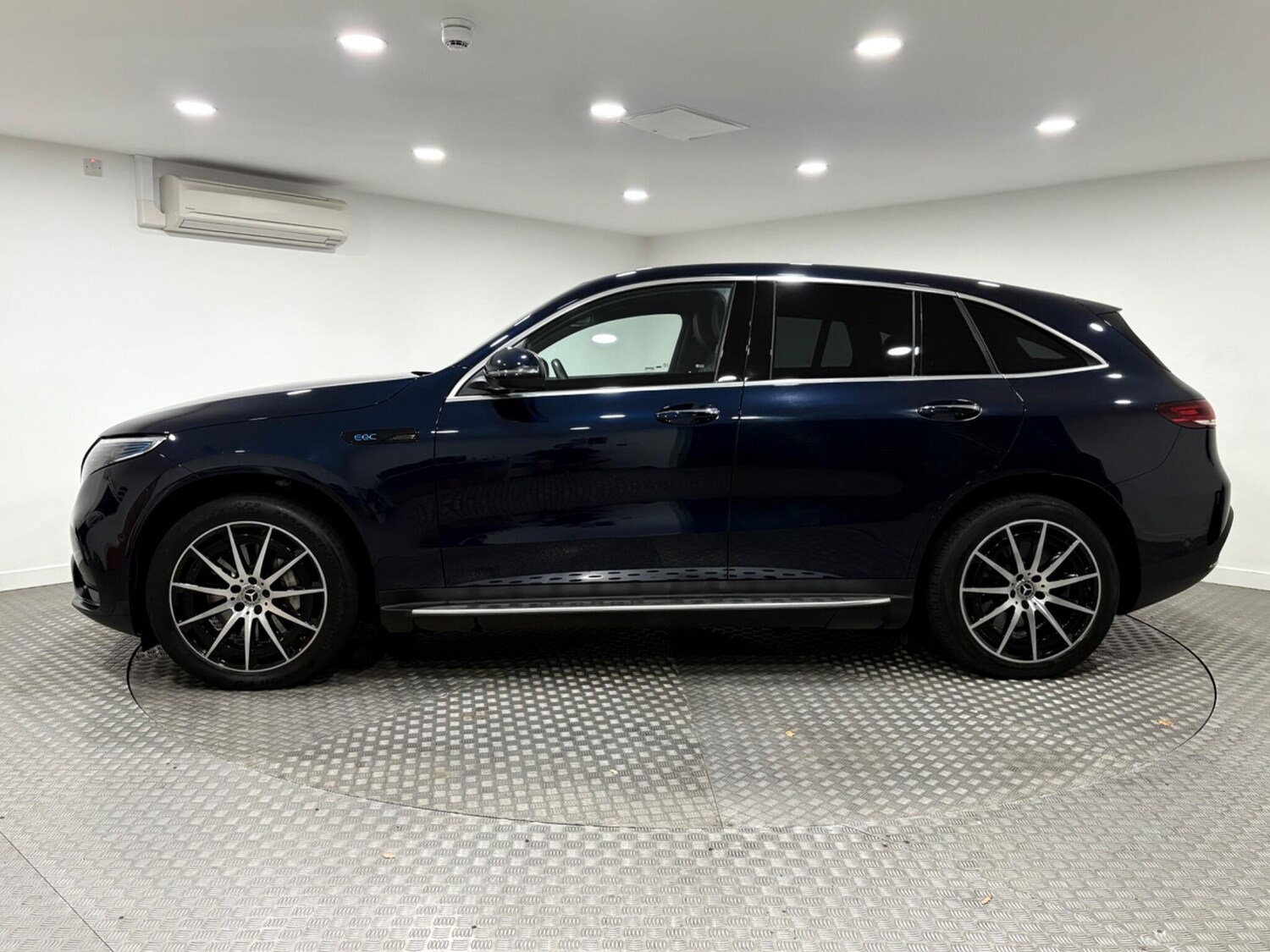 Used Mercedes-Benz EQC 2022 for sale - 76282904: Photo 6