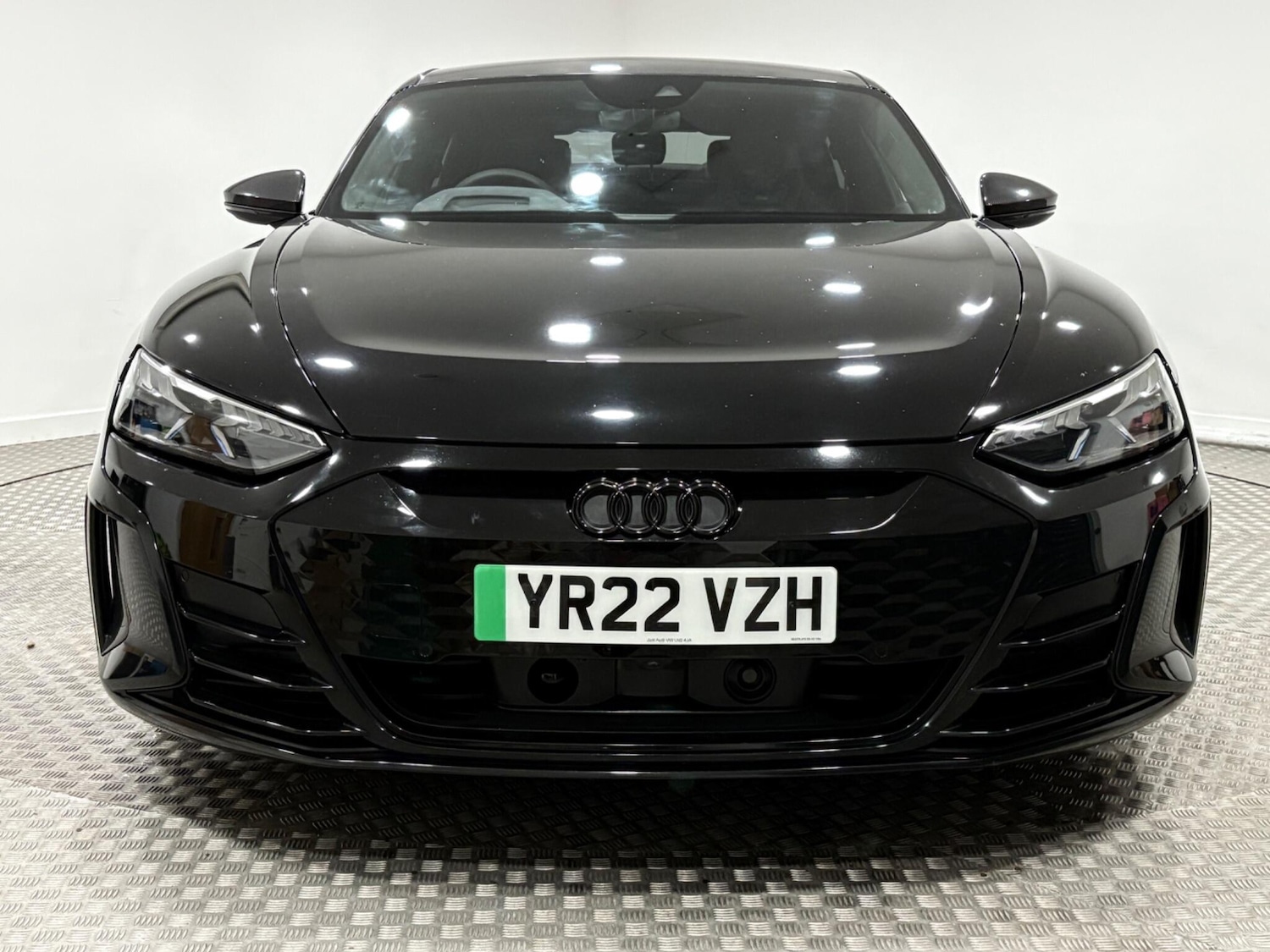 Used Audi RS e-tron GT 2022 for sale - 76743302: Photo 8