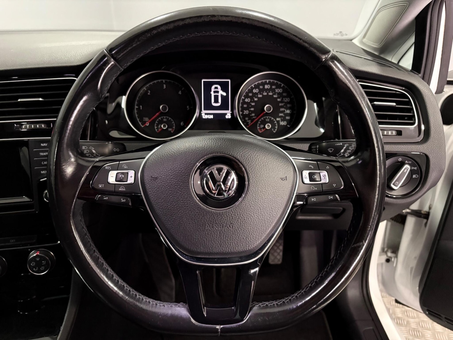 Used Volkswagen Golf 2014 for sale - 77924972: Photo 12